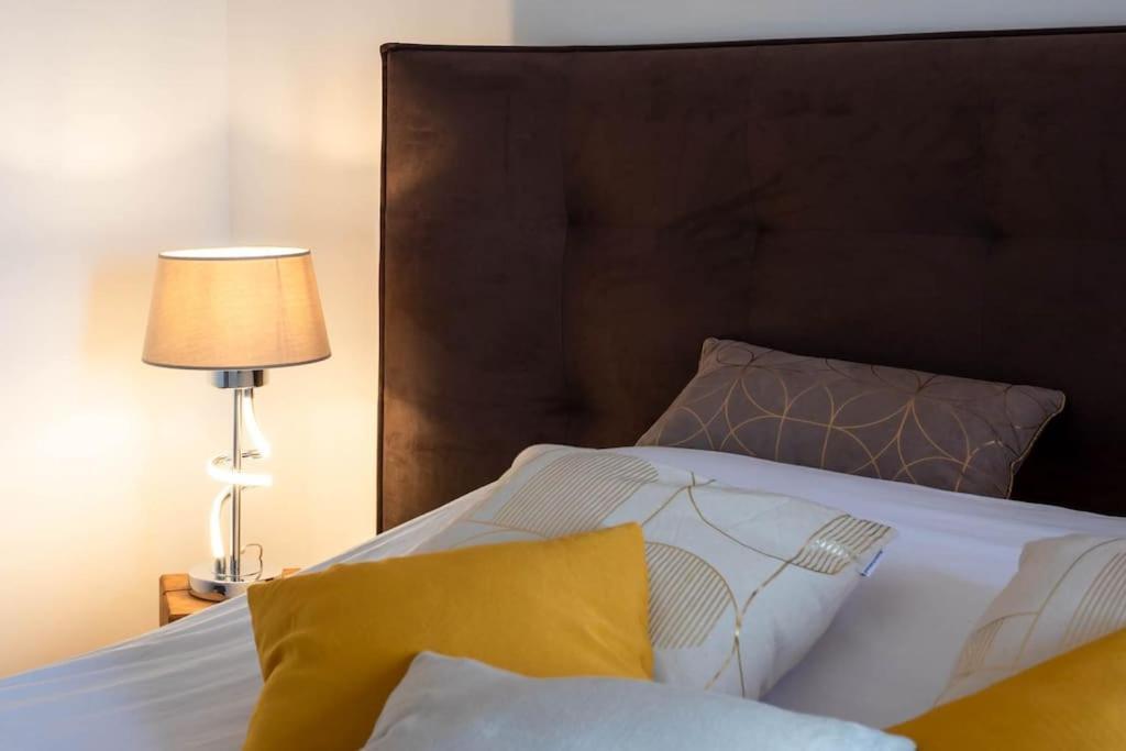 Апартаменти A7- 2 Bdr Sea & Mountain View - Ac, Parking, Pool & Terrace Антіб Екстер'єр фото
