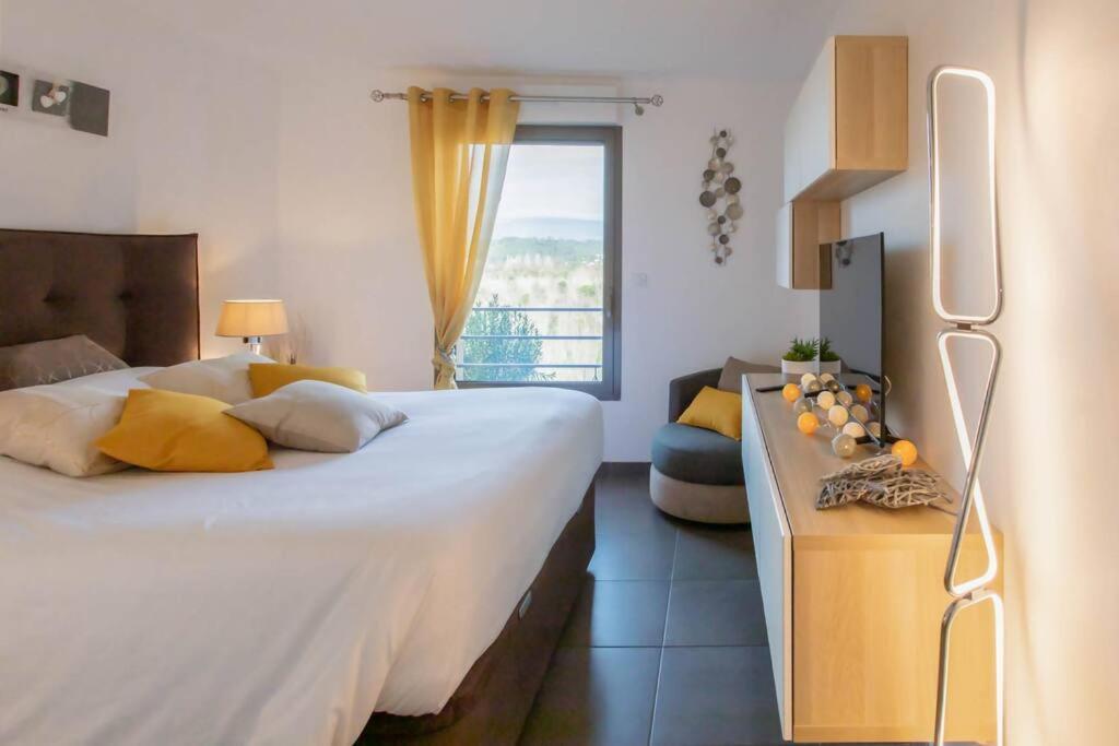 Апартаменти A7- 2 Bdr Sea & Mountain View - Ac, Parking, Pool & Terrace Антіб Екстер'єр фото