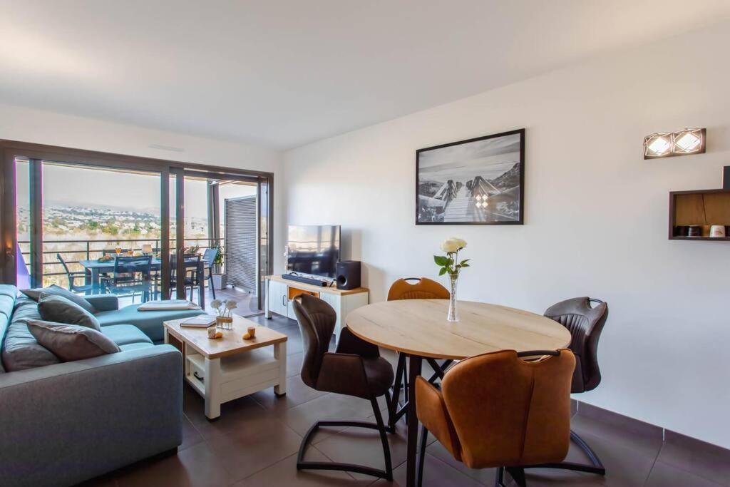 Апартаменти A7- 2 Bdr Sea & Mountain View - Ac, Parking, Pool & Terrace Антіб Екстер'єр фото