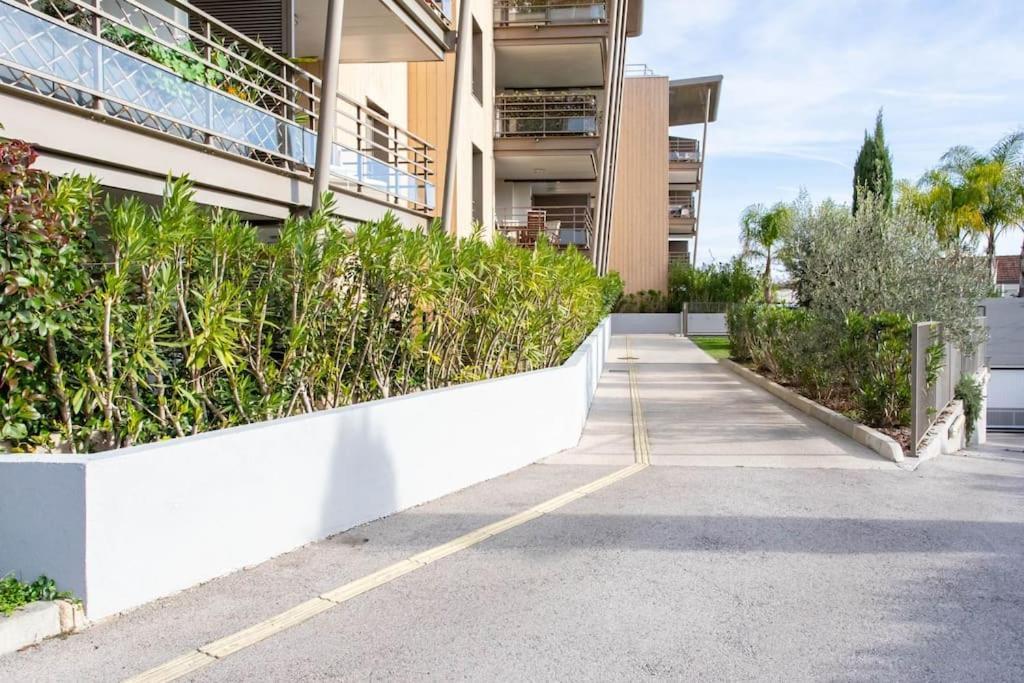 Апартаменти A7- 2 Bdr Sea & Mountain View - Ac, Parking, Pool & Terrace Антіб Екстер'єр фото