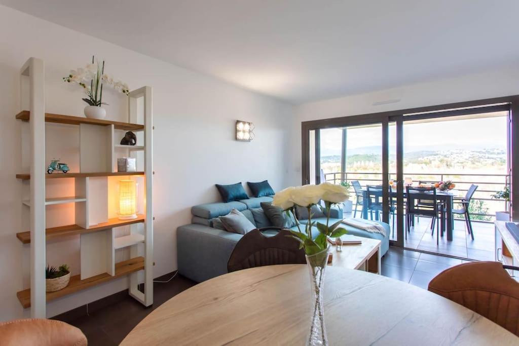 Апартаменти A7- 2 Bdr Sea & Mountain View - Ac, Parking, Pool & Terrace Антіб Екстер'єр фото